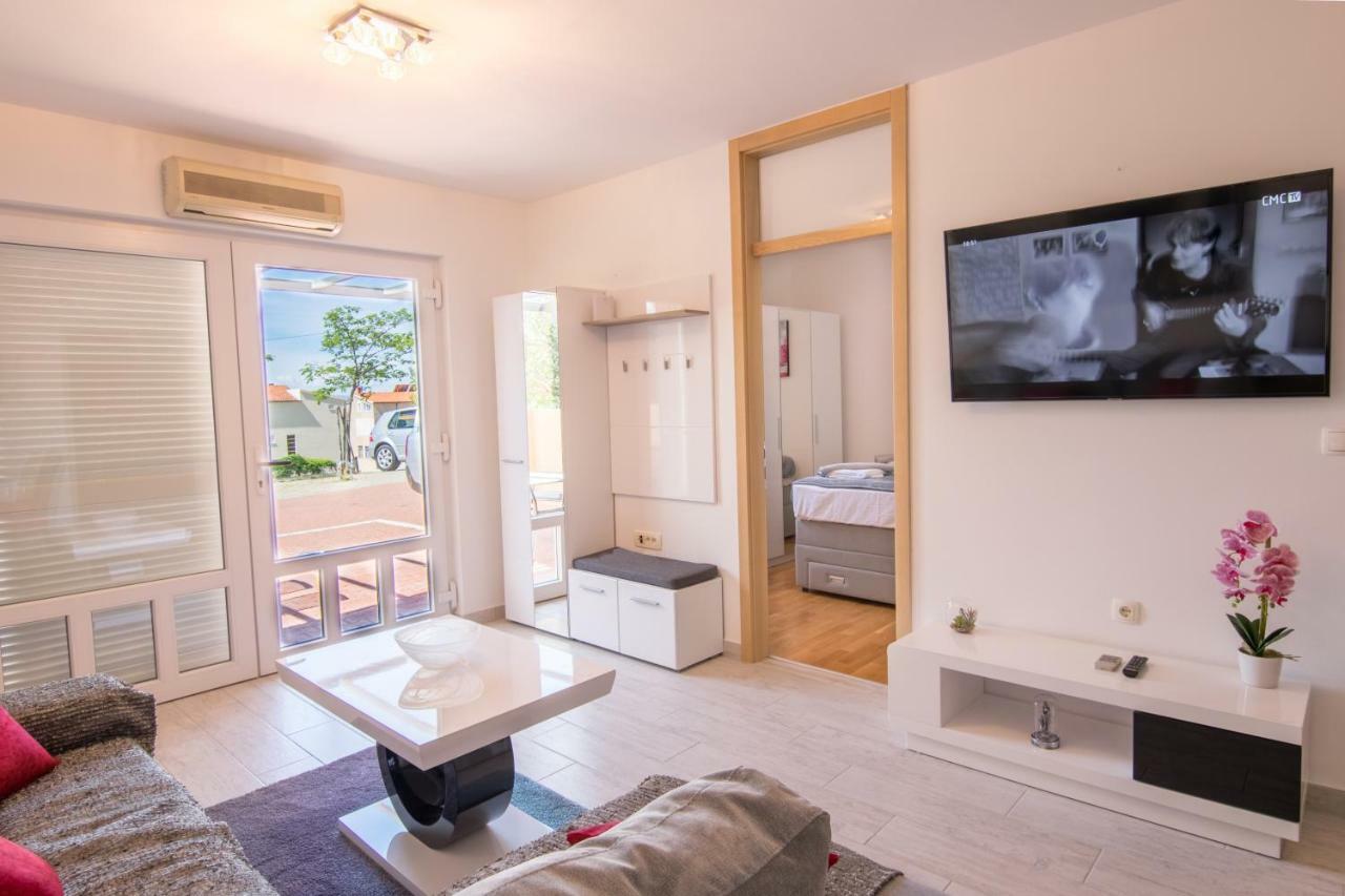 Apartamento Lidija 2 Makarska Exterior foto
