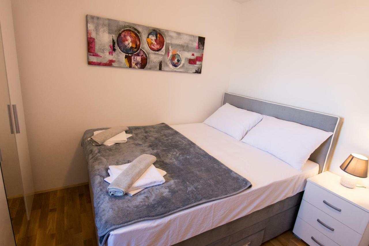 Apartamento Lidija 2 Makarska Exterior foto